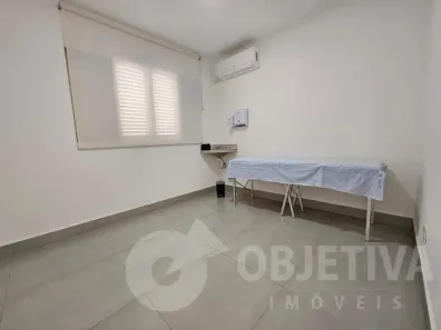 Sala Comercial para alugar, 11m² no Nossa Senhora Aparecida, Uberlândia
