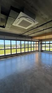 Sala Comercial para venda ou aluguel, 136m² no Campeche, Florianópolis
