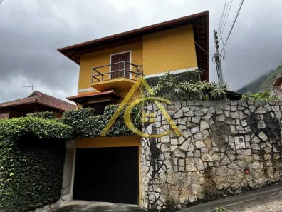 Casa de Condomínio com 3 Quartos à venda, 331m² no Cônego, Nova Friburgo