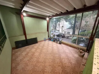 Casa com 2 Quartos para alugar, 132m² no Vila Romana, São Paulo