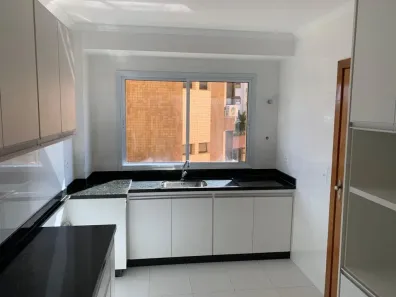 Apartamento com 4 Quartos à venda, 142m² no Fundinho, Uberlândia