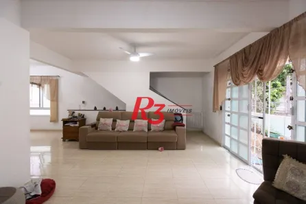 Casa com 3 Quartos à venda, 200m² no Campo Grande, Santos