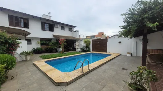 Casa com 3 Quartos à venda, 239m² no Ipanema, Porto Alegre