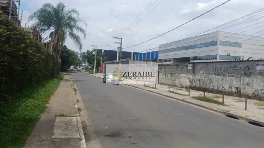 à venda, 6000m² no Jardim Presidente Dutra, Guarulhos