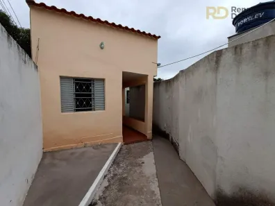 Casa com 1 Quarto para alugar, 25m² no Esplanada, Belo Horizonte