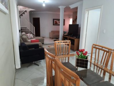 Sobrado com 4 Quartos à venda, 188m² no Parque Rincão, Cotia