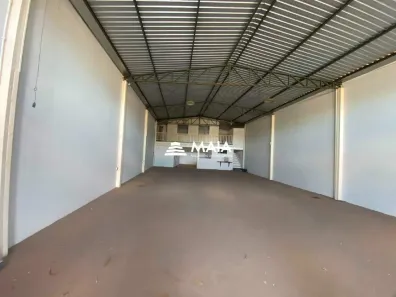 Galpão/Depósito/Armazém para alugar, 300m² no Boa Vista, Uberaba