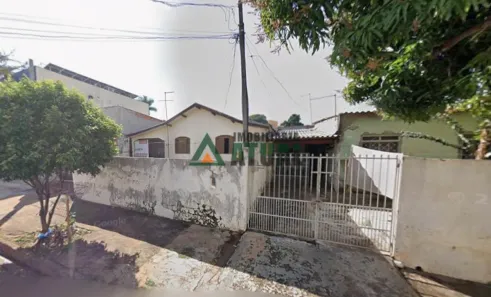 Casa com 2 Quartos à venda, 60m² no Conjunto Habitacional Violim, Londrina