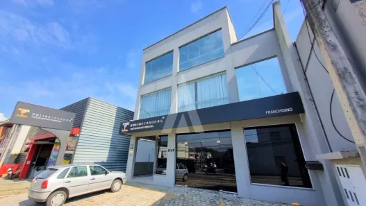 Sala Comercial para alugar, 160m² no América, Joinville