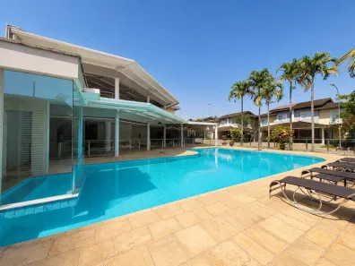 Sobrado com 3 Quartos à venda, 170m² no Santa Genoveva, Goiânia
