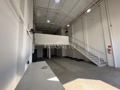 Galpão/Depósito/Armazém para alugar, 210m² no Paulista, Piracicaba