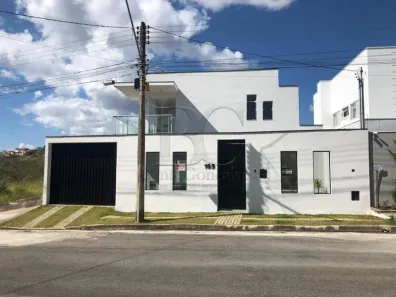 Casa com 3 Quartos à venda, 350m² no Jardim Europa, Poços de Caldas