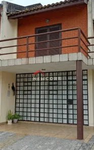 Sobrado com 2 Quartos à venda, 120m² no Martim de Sá, Caraguatatuba