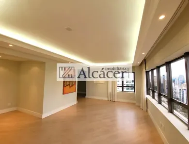 Apartamento com 4 Quartos à venda, 258m² no Mossunguê, Curitiba
