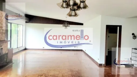 Casa com 5 Quartos para alugar, 430m² no Sumaré, São Paulo