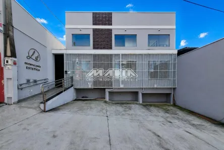 Sala Comercial com 3 Quartos para alugar, 35m² no Vila Embaré, Valinhos