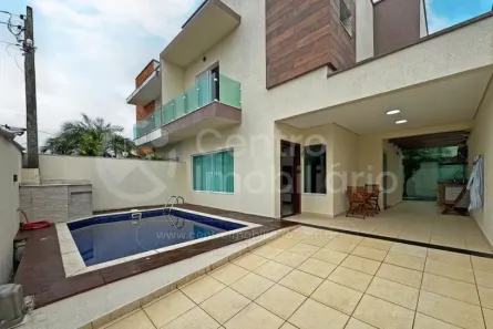 Casa com 3 Quartos à venda, 114m² no Jardim Ribamar, Peruíbe
