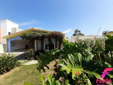 Casa com 3 Quartos à venda, 179m² no Morro das Pedras, Florianópolis