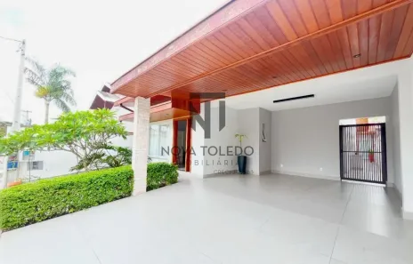 Casa de Condomínio com 5 Quartos para alugar, 200m² no Urbanova I, São José dos Campos
