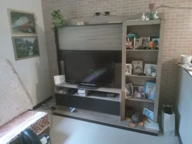 Fazenda/Sítio com 3 Quartos à venda, 95m² no Parque Universidade, Londrina