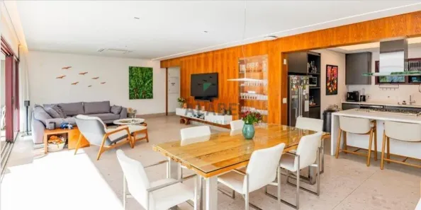 Casa de Condomínio com 3 Quartos à venda, 536m² no Jardim Petrópolis, São Paulo