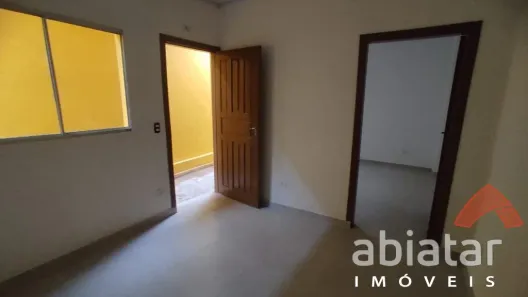Casa com 1 Quarto para alugar, 50m² no Arraial Paulista, Taboão da Serra
