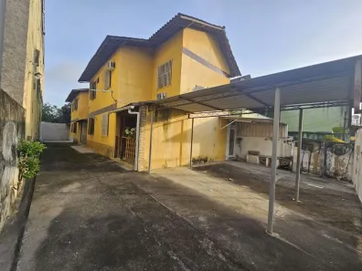 Casa com 2 Quartos à venda, 70m² no Jardim Iguaçu, Nova Iguaçu