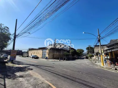 Galpão/Depósito/Armazém à venda, 1500m² no Irajá, Rio de Janeiro
