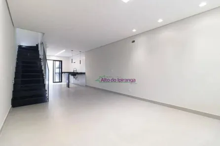 Sobrado com 3 Quartos à venda, 127m² no Vila Gumercindo, São Paulo