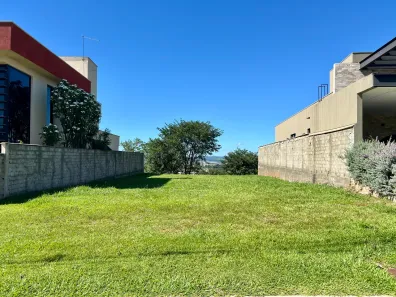 Lote/Terreno à venda, 383m² no Jardins Nápoles, Senador Canedo