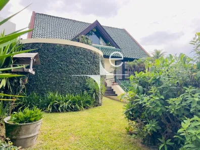 Casa com 5 Quartos para alugar, 450m² no Centro, Florianópolis