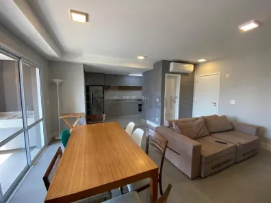 Apartamento com 2 Quartos para alugar, 92m² no Cambuí, Campinas