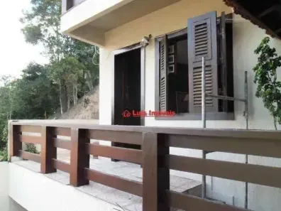 Casa de Condomínio com 4 Quartos à venda, 1600m² no Itaipu, Niterói