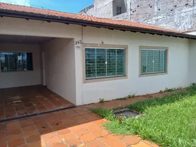 Casa com 3 Quartos à venda, 91m² no Pacaembu, Londrina