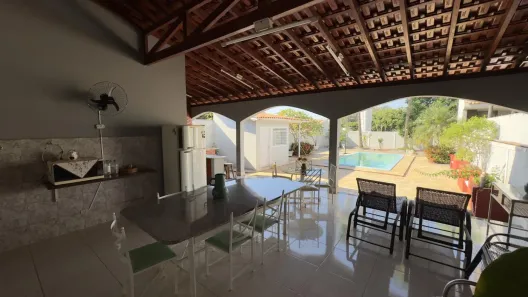 Casa de Condomínio com 3 Quartos à venda, 220m² no Centro, Martinópolis