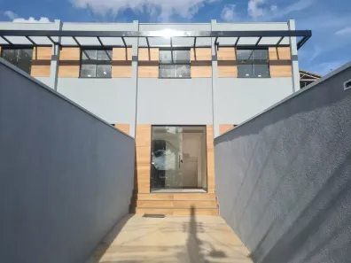 Casa com 2 Quartos à venda, 123m² no Santa Mônica, Belo Horizonte