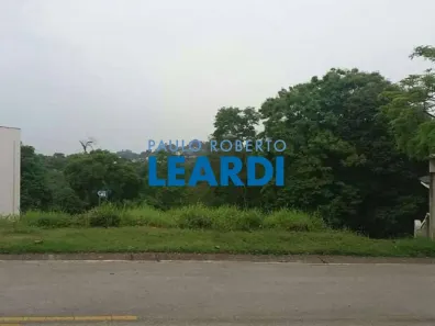 Lote/Terreno à venda, 579m² no Golf Gardens, Carapicuíba