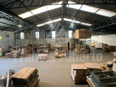 Galpão/Depósito/Armazém para alugar, 1000m² no Vila Centro, Extrema