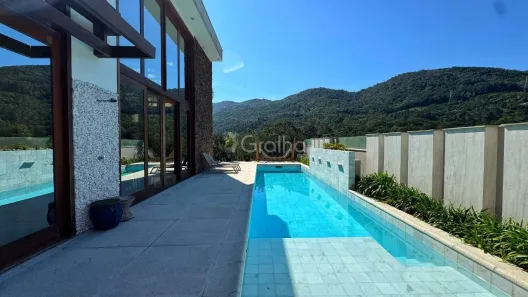 Casa com 4 Quartos à venda, 458m² no Itacorubi, Florianópolis