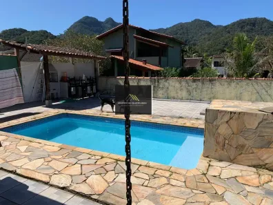 Casa de Condomínio com 3 Quartos para alugar, 120m² no Horto Florestal, Ubatuba