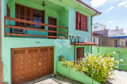 Casa com 4 Quartos à venda, 180m² no Partenon, Porto Alegre
