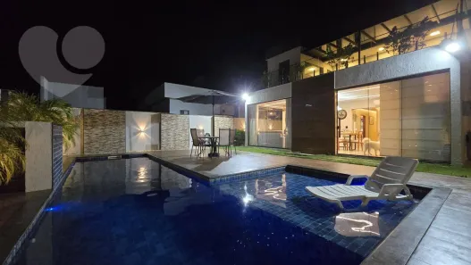 Casa de Condomínio com 4 Quartos à venda, 370m² no Inoã (Inoã), Maricá