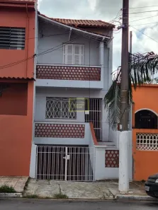 Casa com 2 Quartos para alugar, 100m² no Vila Dom Pedro I, São Paulo