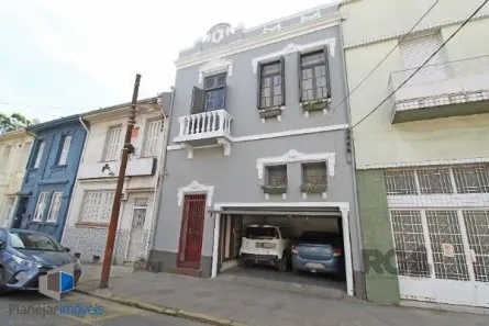 Casa com 3 Quartos à venda, 256m² no Floresta, Porto Alegre