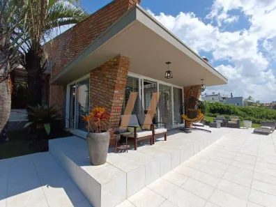 Casa de Condomínio com 4 Quartos à venda, 593m² no Mato Alto, Gravataí