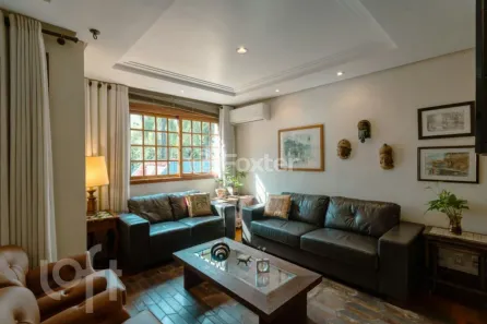 Casa com 3 Quartos à venda, 234m² no Boa Vista, Porto Alegre