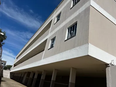 Apartamento com 2 Quartos para alugar, 65m² no Uvaranas, Ponta Grossa