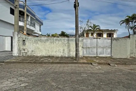 Lote/Terreno à venda, 250m² no Balneario Samburá, Peruíbe