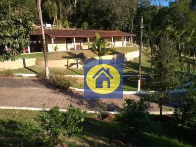 Fazenda/Sítio com 3 Quartos à venda, 300m² no Santa Clara, Jundiaí