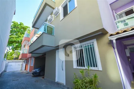 Sobrado com 3 Quartos à venda, 183m² no Jacarepaguá, Rio de Janeiro